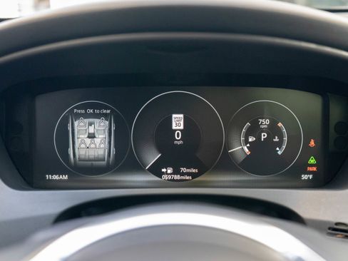 Used 2017 Jaguar F-PACE S image 16