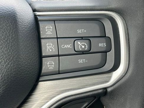 Used 2023 Jeep Wagoneer L Series III w/ Preferred Equipment Group AWD/4WD image 52
