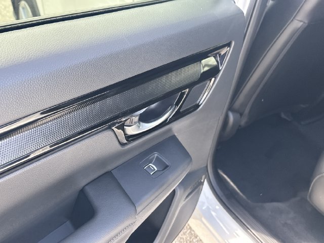 Used 2025 Honda CR-V EX-L image 13