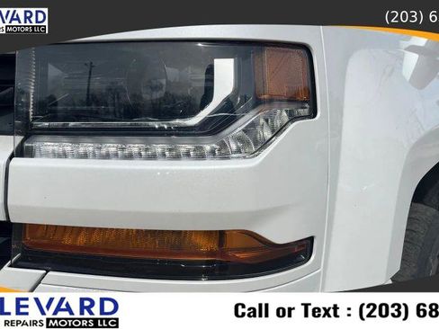 Used 2017 Chevrolet Silverado 1500 LT w/ Texas Edition AWD/4WD image 10