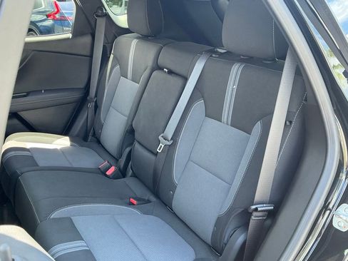 Used 2025 Chevrolet Blazer LT FWD image 20
