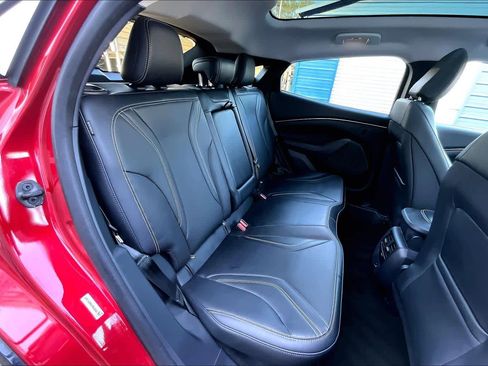 Used 2023 Ford Mustang Mach-E Premium image 19