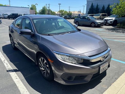 Used 2018 Honda Civic EX image 6