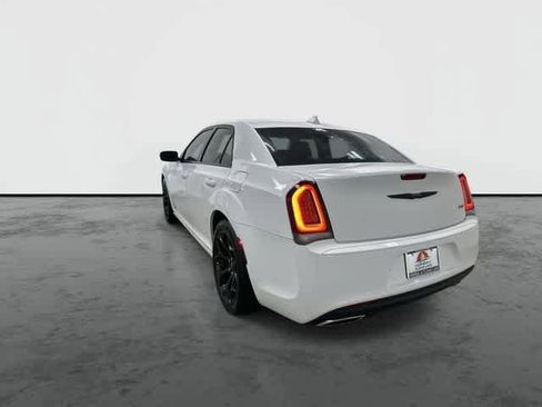 Used 2020 Chrysler 300 Touring w/ Sport Appearance Package image 2