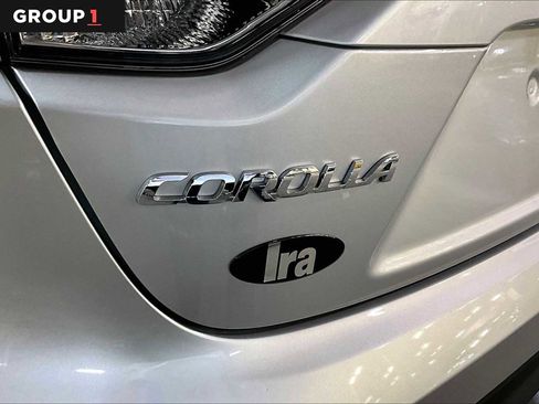 Certified 2025 Toyota Corolla LE image 9