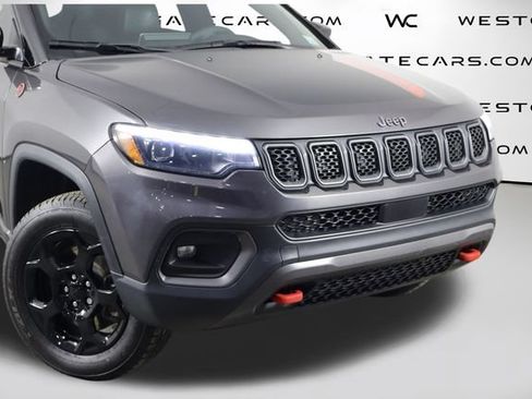 Used 2023 Jeep Compass Trailhawk w/ Trailhawk Elite Group AWD/4WD image 57