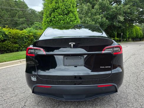 Used 2021 Tesla Model Y Long Range AWD/4WD image 4