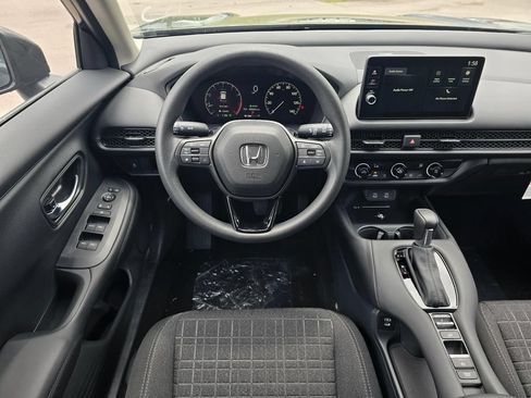 New 2027 Honda HR-V LX image 16