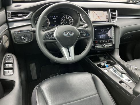 Used 2023 INFINITI QX50 Sport image 17