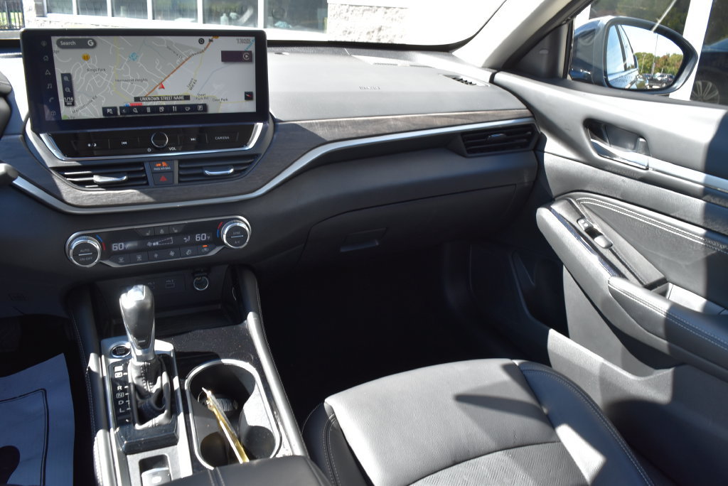 Used 2023 Nissan Altima 2.5 SL AWD/4WD image 13