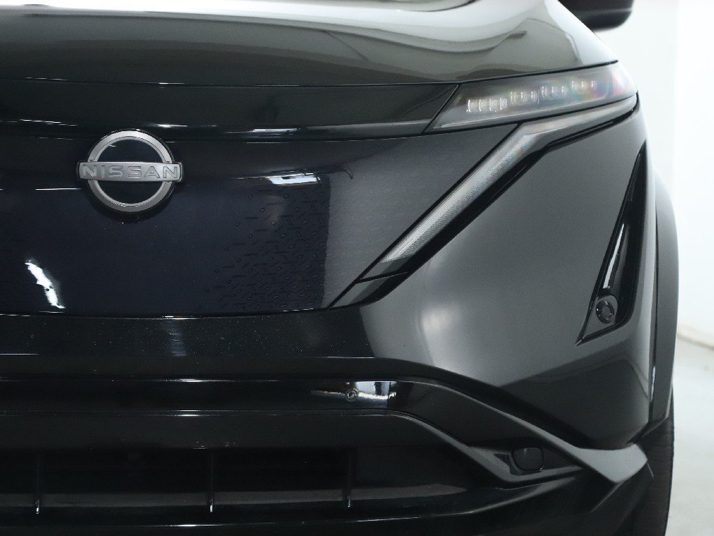 Certified 2023 Nissan Ariya FWD image 8