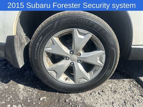 Used 2015 Subaru Forester 2.5i Premium w/ All-Weather Package AWD/4WD image 22