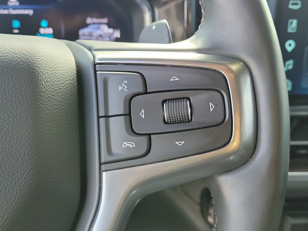 Used 2025 Chevrolet Silverado 1500 RST AWD/4WD image 17