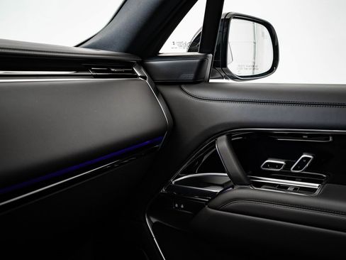 New 2026 Land Rover Defender 130 V8 image 40