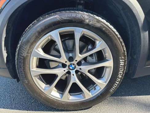 Used 2024 BMW X5 xDrive40i w/ Premium Package AWD/4WD image 7
