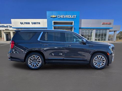 Certified 2023 GMC Yukon Denali Ultimate image 7