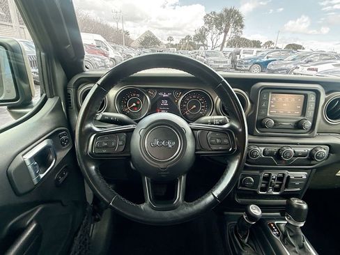 Used 2021 Jeep Wrangler Unlimited Sport image 12
