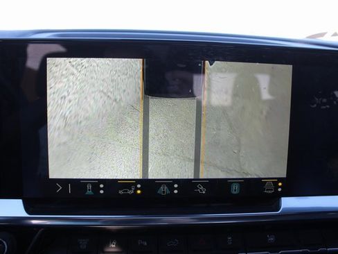 Used 2025 Chevrolet Silverado 2500 High Country w/ Technology Package image 35