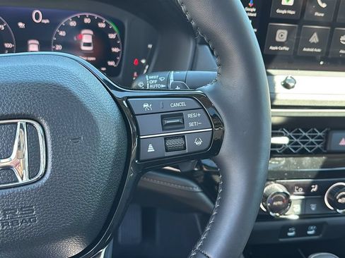 Used 2025 Honda Accord Touring image 18