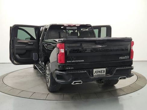 Used 2023 Chevrolet Silverado 1500 High Country w/ Technology Package image 14