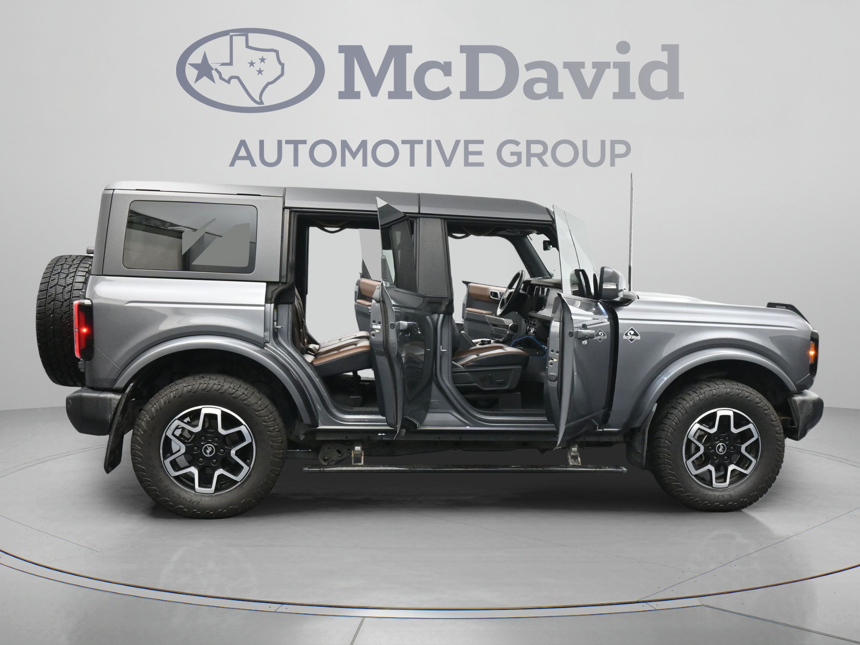 Used 2023 Ford Bronco Outer Banks AWD/4WD image 40