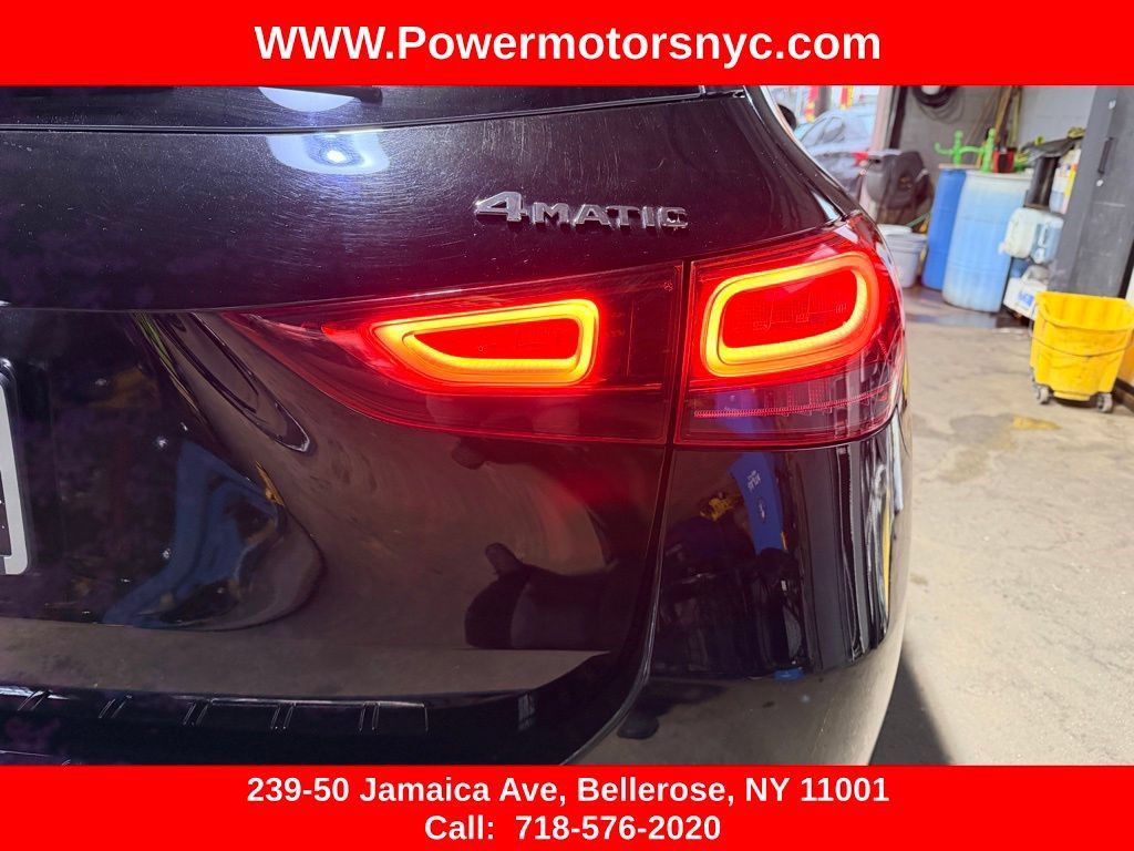 Used 2021 Mercedes-Benz GLA 250 4MATIC w/ Premium Package image 13