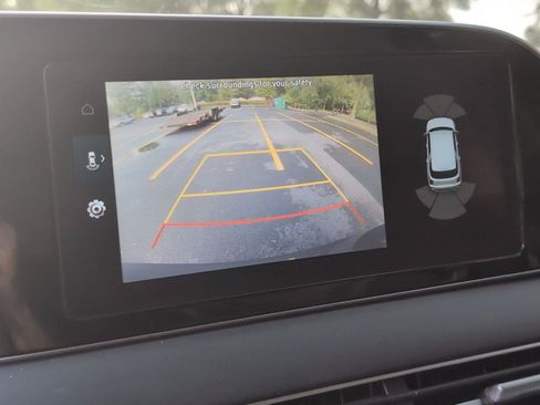Used 2022 Hyundai Palisade SEL w/ Premium Package FWD image 18
