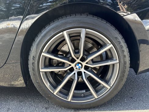 Used 2021 BMW 330i xDrive Sedan w/ Premium Package image 26