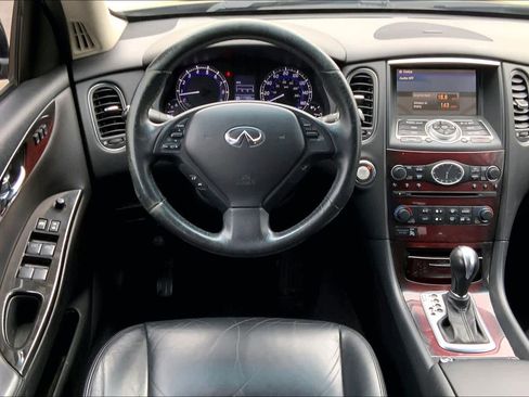 Used 2017 INFINITI QX50 Journey w/ Premium Package image 5