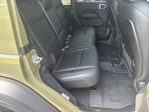 New 2026 Jeep Wrangler Unlimited Rubicon AWD/4WD image 15