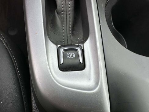 Used 2024 Buick Envista Preferred image 27