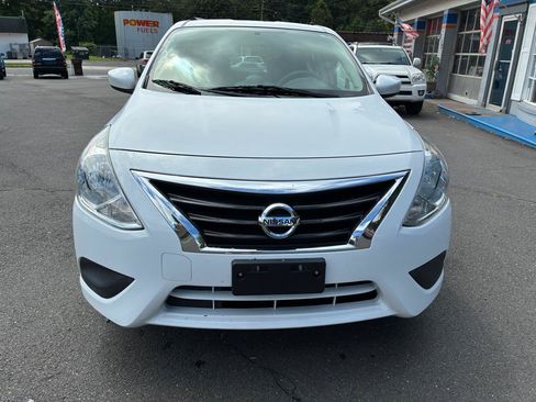 Used 2016 Nissan Versa S FWD image 8