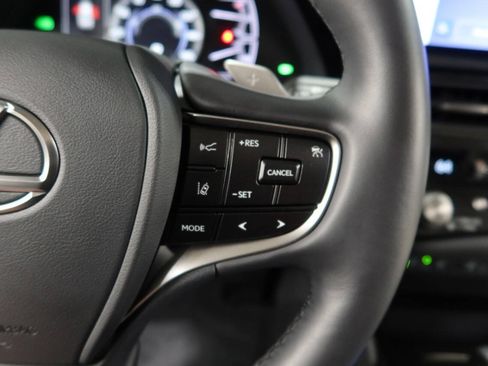 Used 2025 Lexus ES 300h F Sport w/ Accessory Package (Z2) FWD image 35