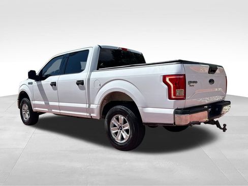 Used 2017 Ford F150 XLT w/ Equipment Group 301A Mid AWD/4WD image 6