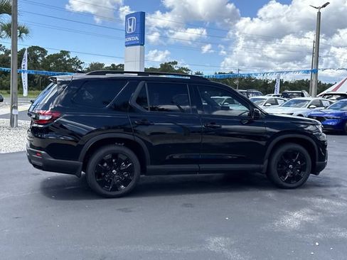New 2026 Honda Pilot Black Edition image 6