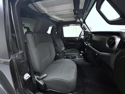 Used 2020 Jeep Wrangler Sport AWD/4WD image 15