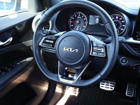 Used 2023 Kia Forte GT-Line w/ GT-Line Technology Package FWD image 24