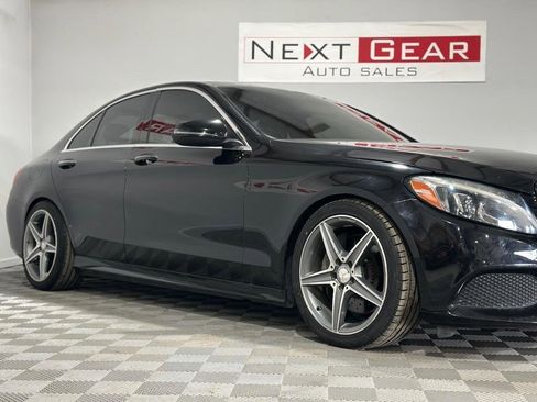 Used 2016 Mercedes-Benz C 300 4MATIC Sedan image 1