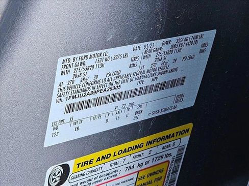 Used 2023 Ford Expedition Limited image 28