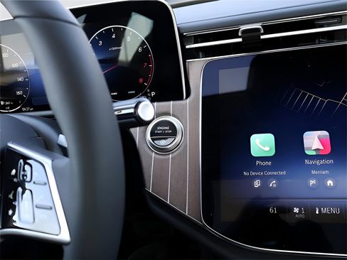 Used 2025 Mercedes-Benz E 350 4MATIC Sedan image 30