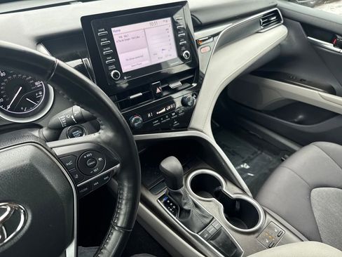 Used 2023 Toyota Camry LE image 20