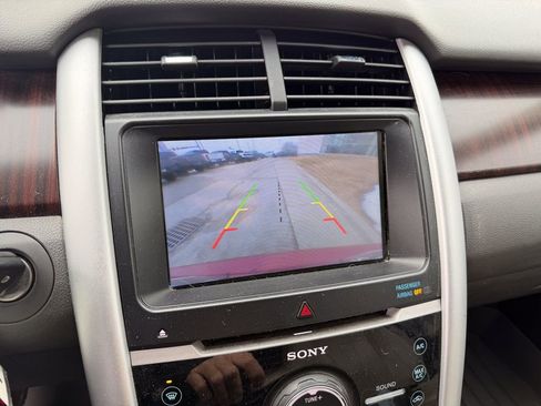 Used 2013 Ford Edge Limited image 22