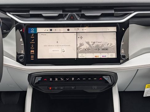 New 2026 Jeep Cherokee Limited image 9