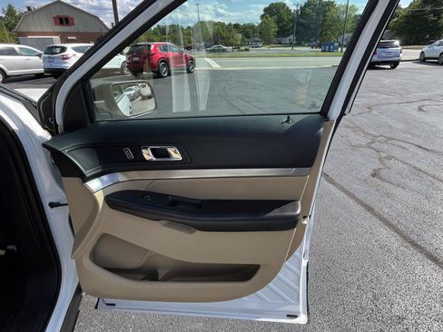 Used 2016 Ford Explorer FWD image 31