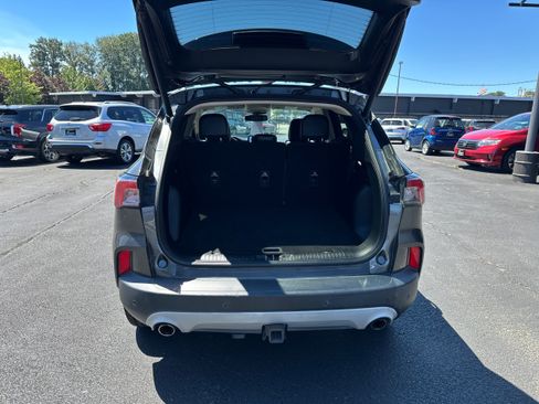 Used 2020 Ford Escape Titanium AWD/4WD image 11