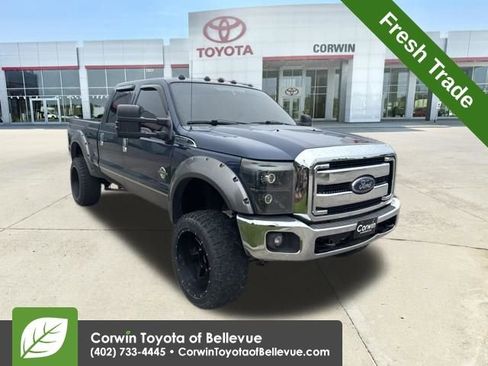 Used 2013 Ford F250 Lariat w/ Lariat Interior Pkg AWD/4WD image 1