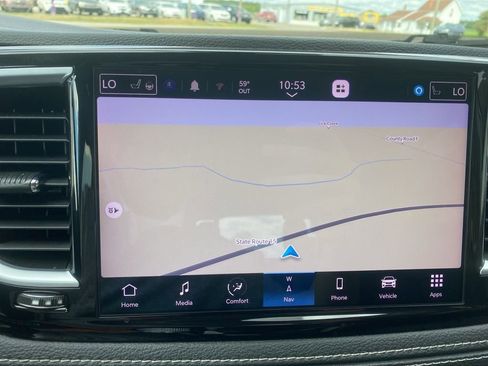 Used 2022 Chrysler Pacifica Limited image 22