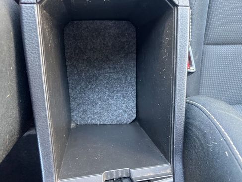 Used 2018 Toyota RAV4 XLE image 23