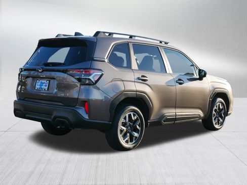 Certified 2025 Subaru Forester Premium image 7