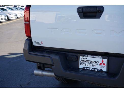 Used 2024 Toyota Tacoma SR image 10